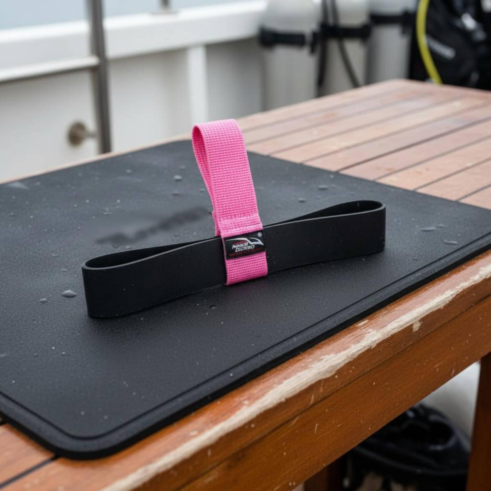 Opaska mocująca wąż, wysokiej  – Rubber Strap Diver recenzja i cena